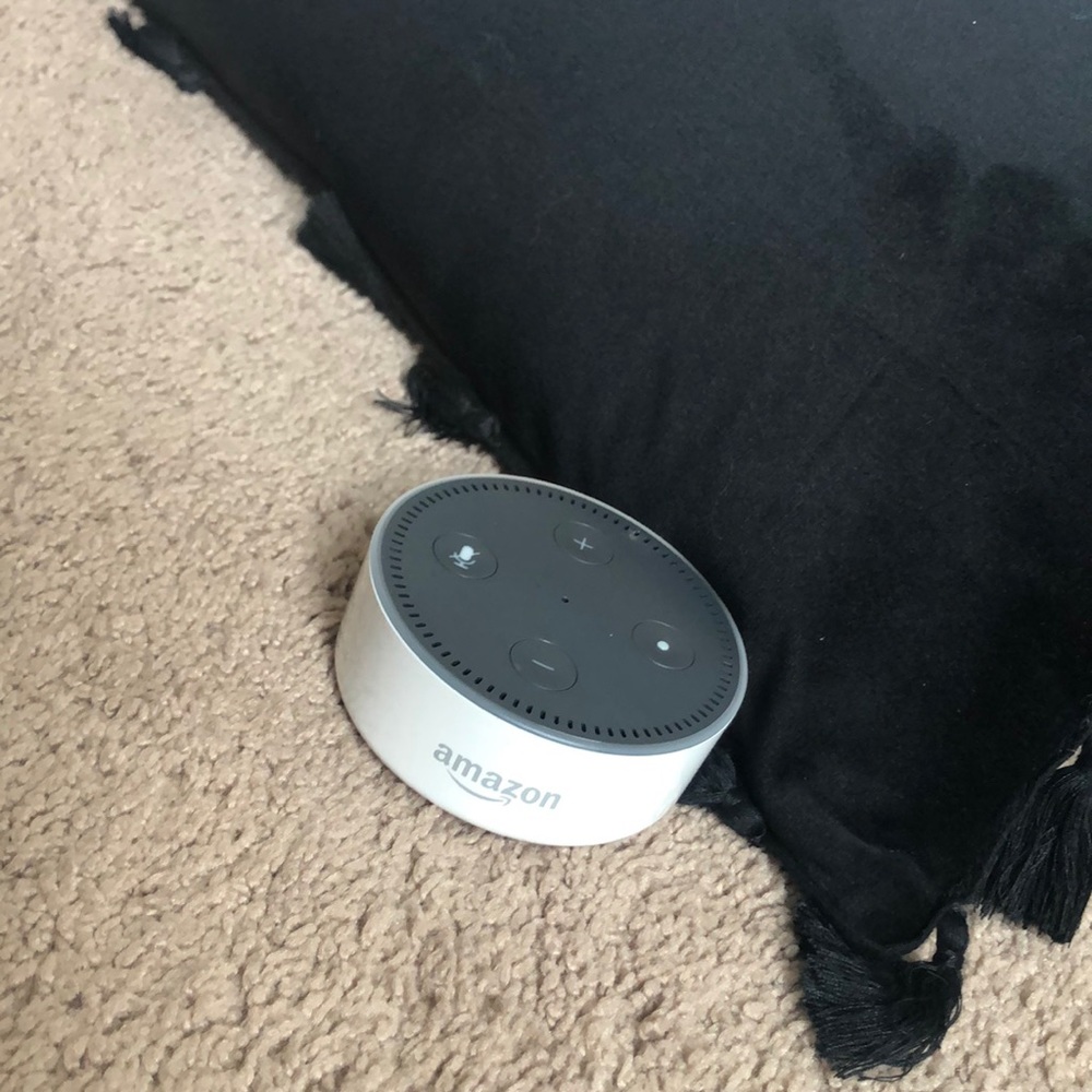 Amazon Echo Dot “Alexa”